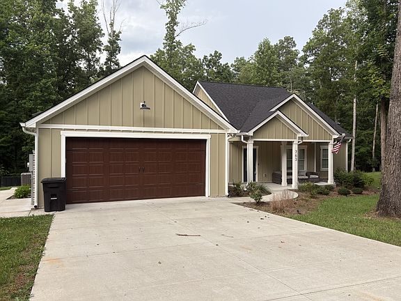 2nd image of 763 Hasty Ln