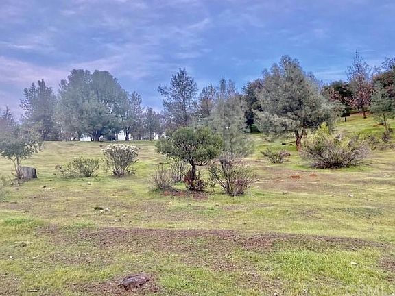 3rd image of 16528 Hacienda Ct