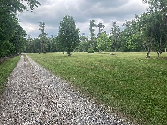 2nd image of 2283 Highway 398