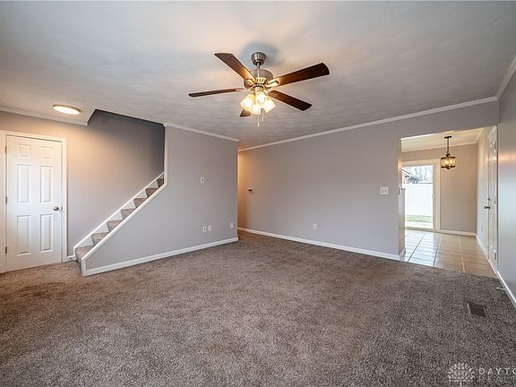 5th image of 401 Kings Chapel Dr