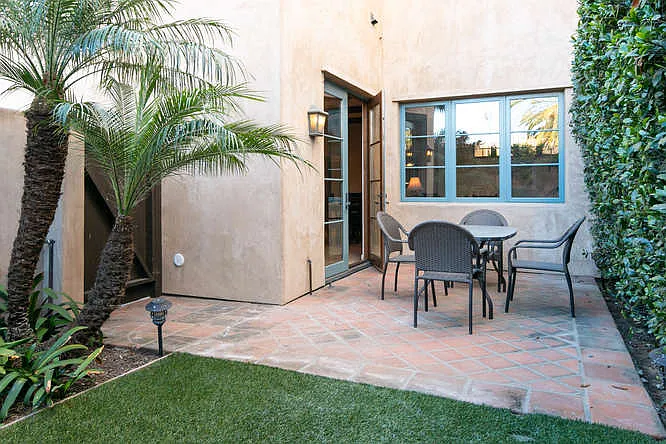 618 Anacapa St #2 — Photo 9