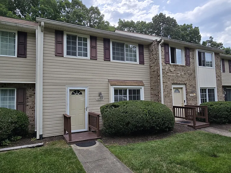 10954 Greenaire Pl — Photo 5