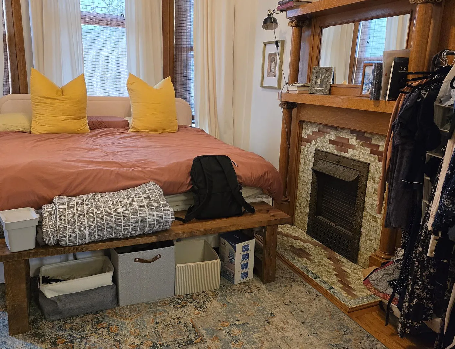 1 bed, 1000 sqft, $2,200 — Photo 1