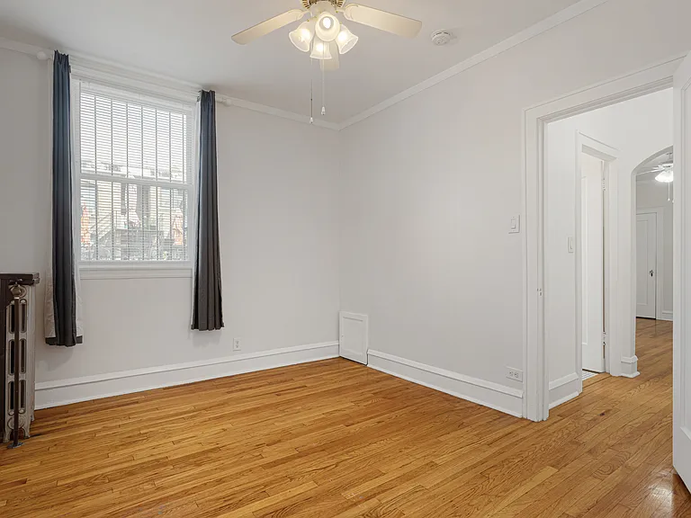 2342 N Spaulding Ave #207 — Photo 11