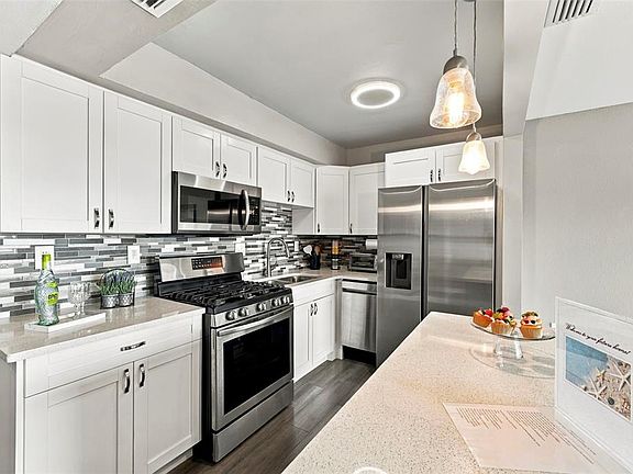 5th image of 9950 62ND TERRACE N #408