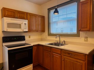 25 Talbot Ave APT 3, Rockland, ME 04841