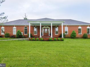 12011 Folly Ln, Lovettsville, VA