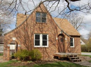 120 N Taylor Ave, Mason City, IA 50401