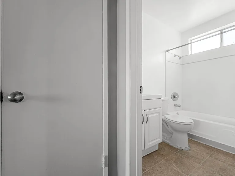 19035 Sherman Way — Photo 12