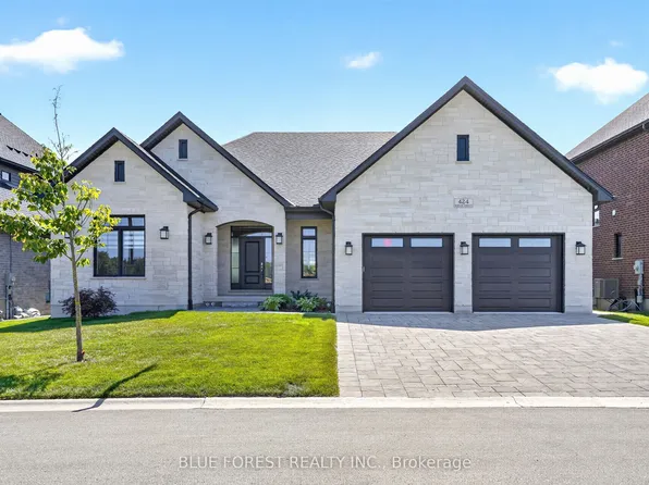 424 Warner Ter, London, ON N6G 0E6