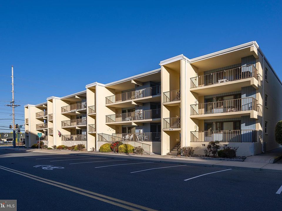 1st image of 12 130th St #31102