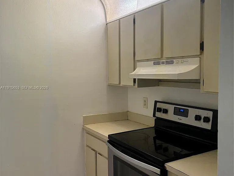8240 SW 210th St #201 — Photo 7