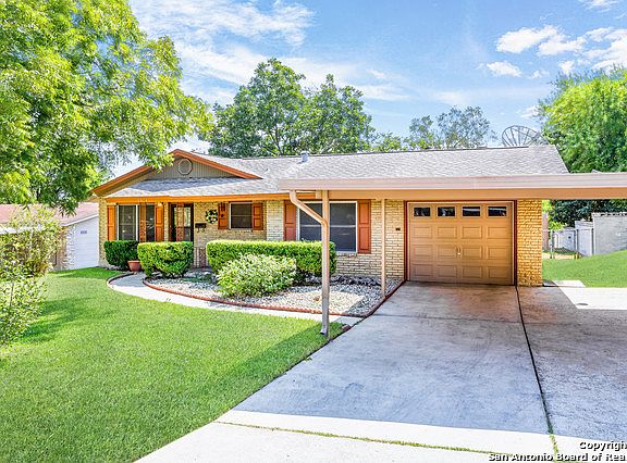2nd image of 3814 Killarney Dr