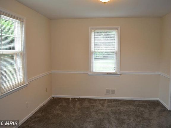 5th image of 9 Shannon Dr