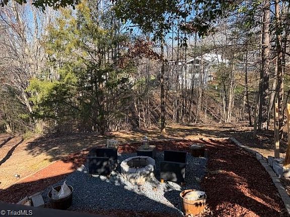 2nd image of 206 Cardinal Dr