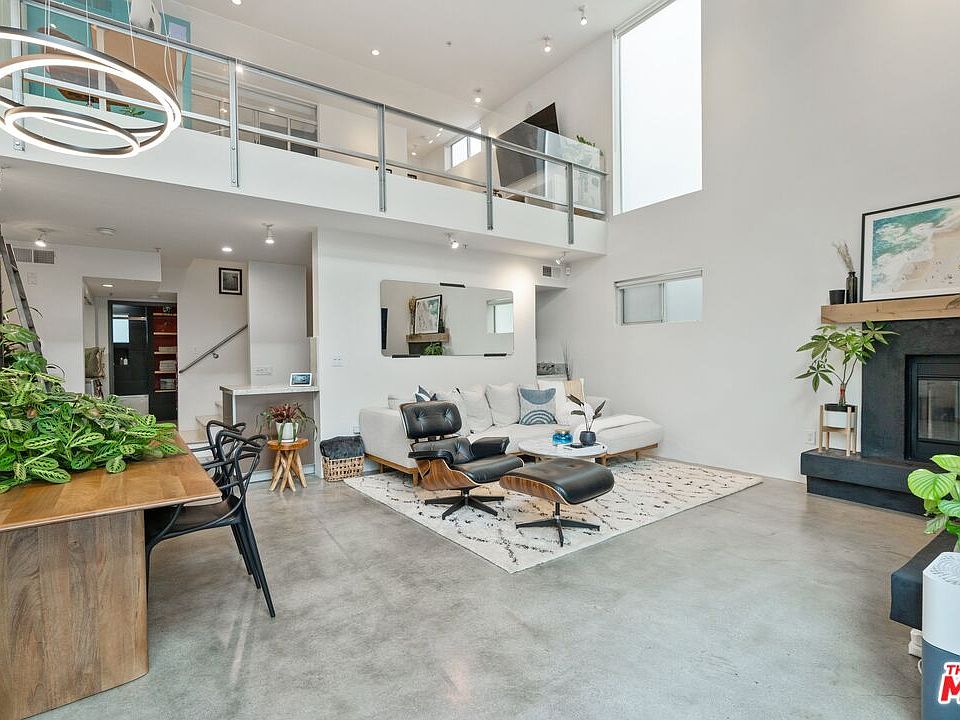 1st image of 5806 Waring Ave APT 4