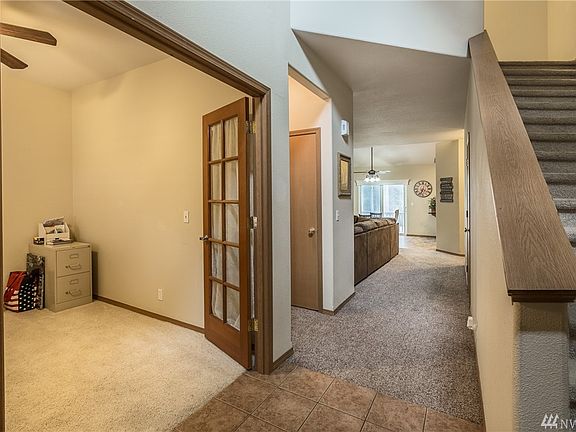 3rd image of 18146 Sundown Ct SE