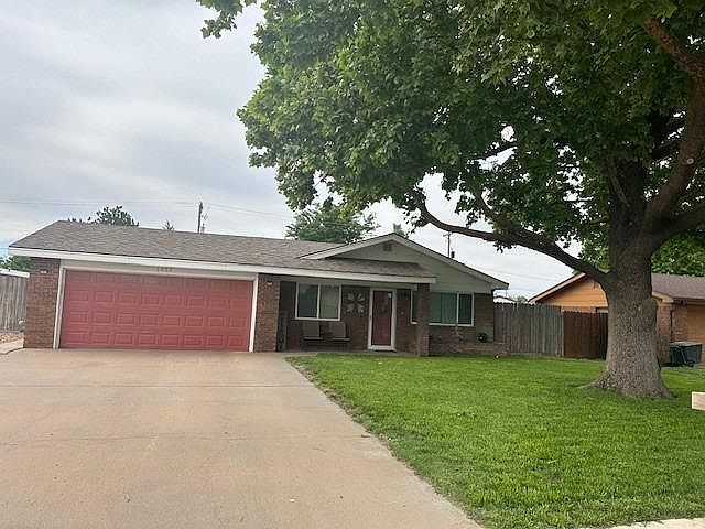 1st image of 1051 N Holly Dr