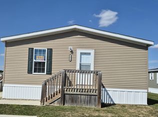 3874 Maidstone Ct #400, Fort Wayne, IN 46818
