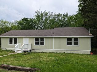 751 W Quitman St, Emory, TX 75440