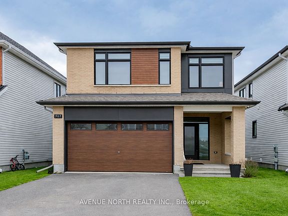 2nd image of 707 Moonflower Cres