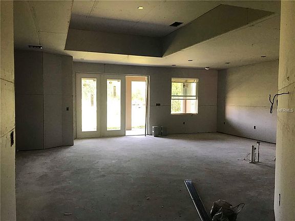 4th image of 461 Vizcay Way