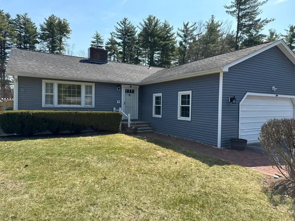 44 John Goffe Dr, Bedford, NH 03110