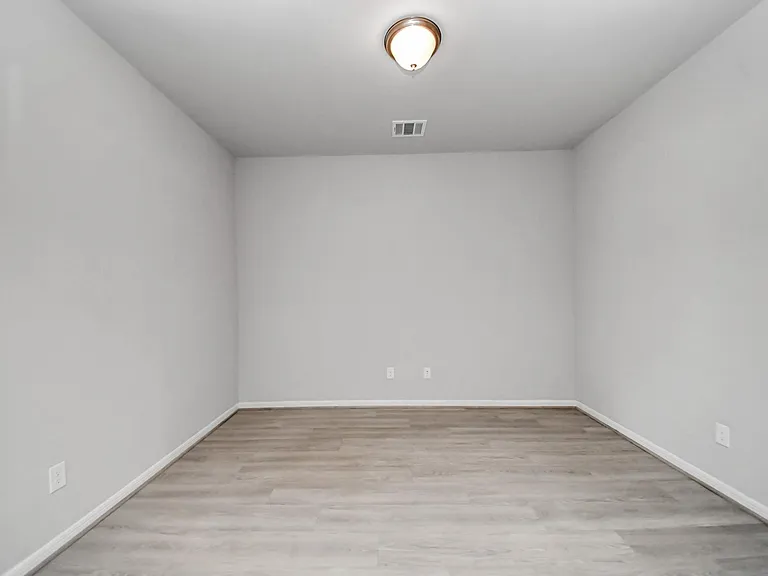 3102 Trishelle Ct — Photo 34