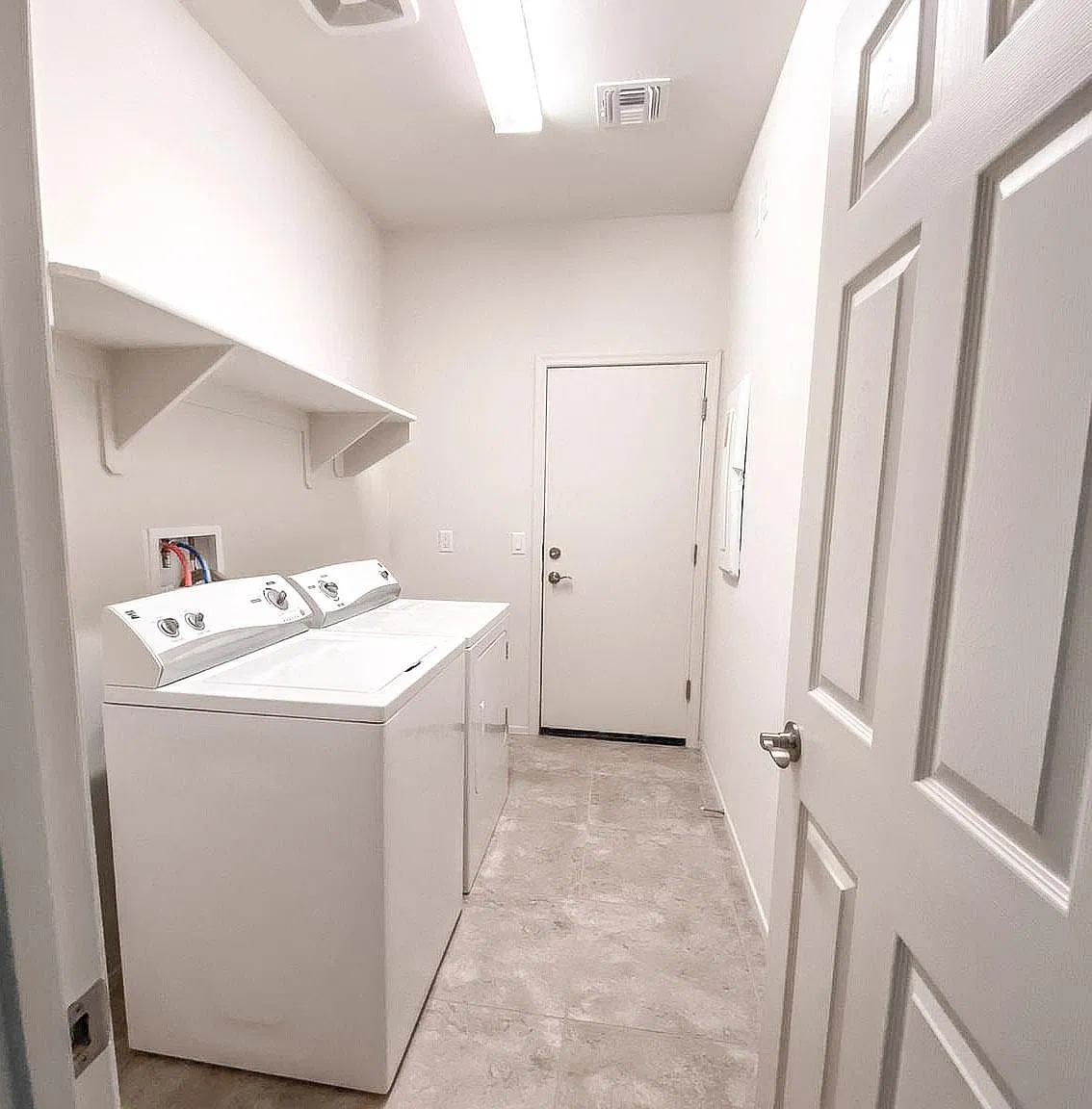 21470 E Freedom Dr — Photo 4