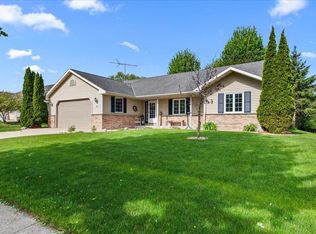 231 Northview Trl, Hartford, WI 53027