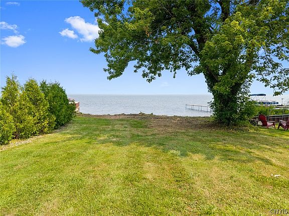 2nd image of 7131 Lakeshore Rd #29