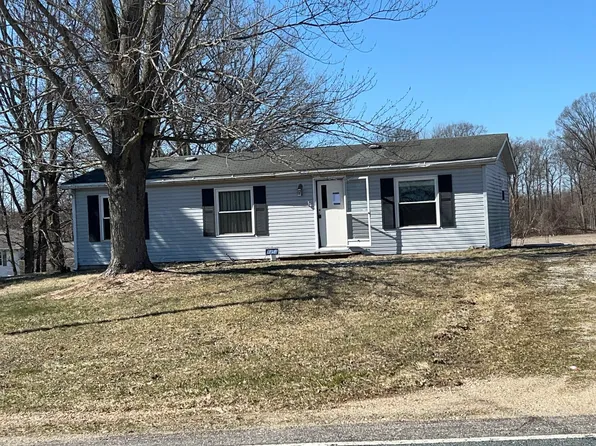 8454 Eau Claire Rd, Berrien Center, MI 49102