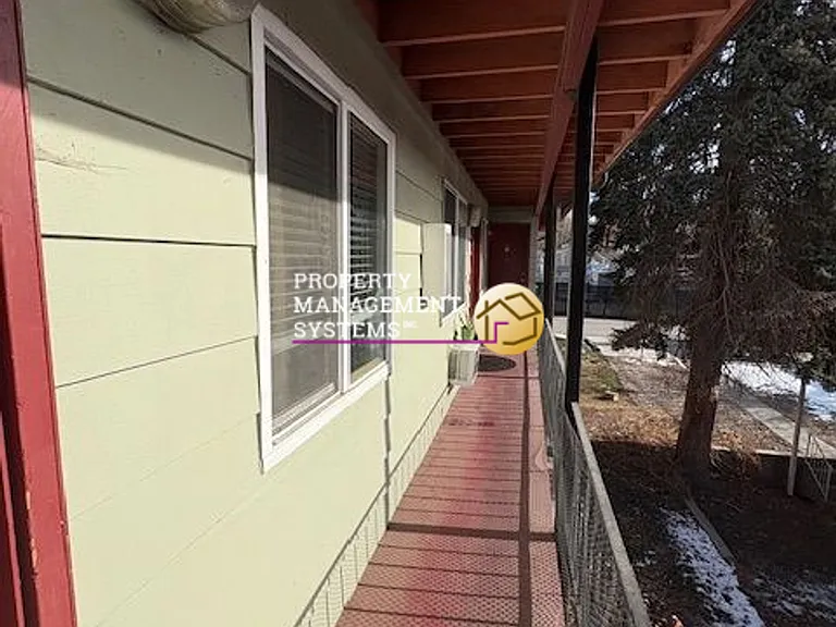 131 S McClelland St — Photo 15