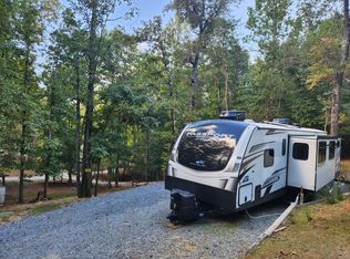 227 10th St, Ellijay, GA 30540