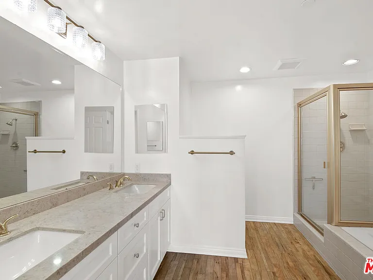 122 Ocean Park Blvd #511 — Photo 8