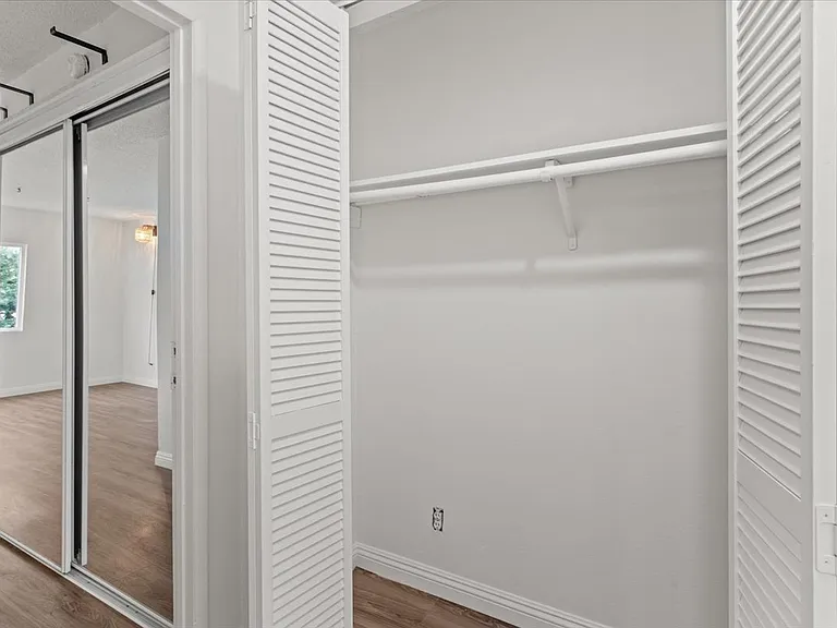 1635 West Blvd #2 — Photo 12