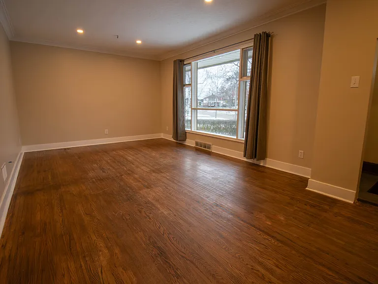 37 Franklin Blvd — Photo 4