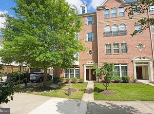 15145 Leicestershire St, Woodbridge, VA 22191