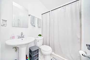 Rented by Living New York