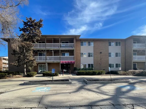 930 Beau Dr Unit 313, Des Plaines, IL 60016