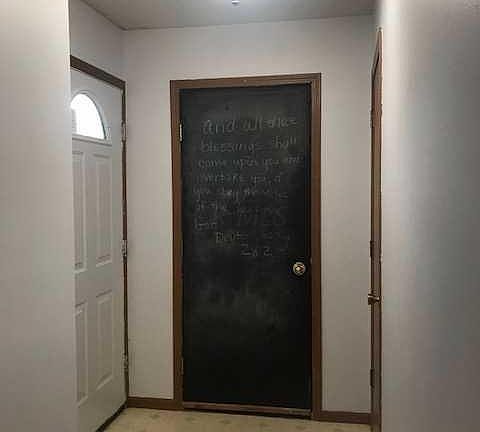 2nd image of 454 Courtland Ln