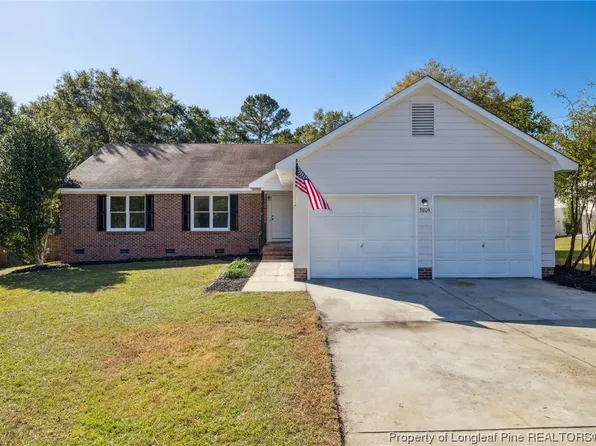 5804 Bear Creek Cir, Fayetteville, NC 28304