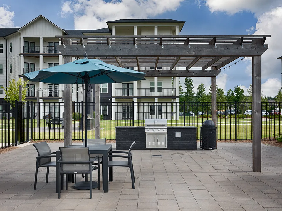 Gateway Village at Swan Creek