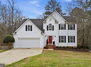 303 Crestworth Xing, Powder Springs, GA 30127