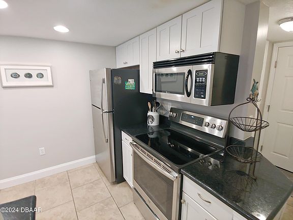 3rd image of 4453 S Atlantic Ave Unit 505