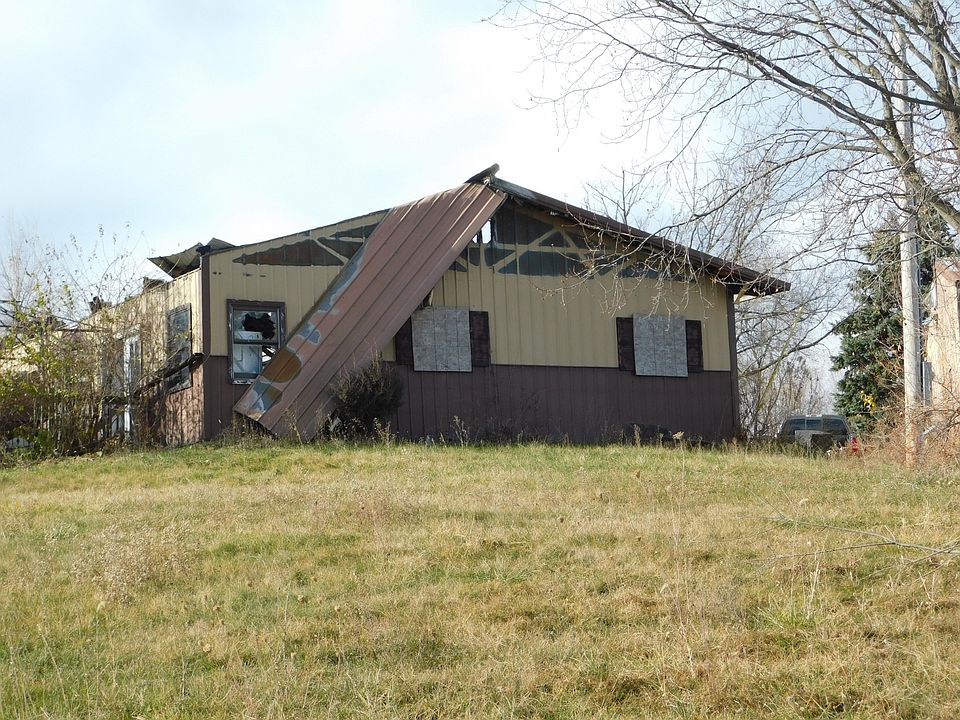 2nd image of 845 60th Ave