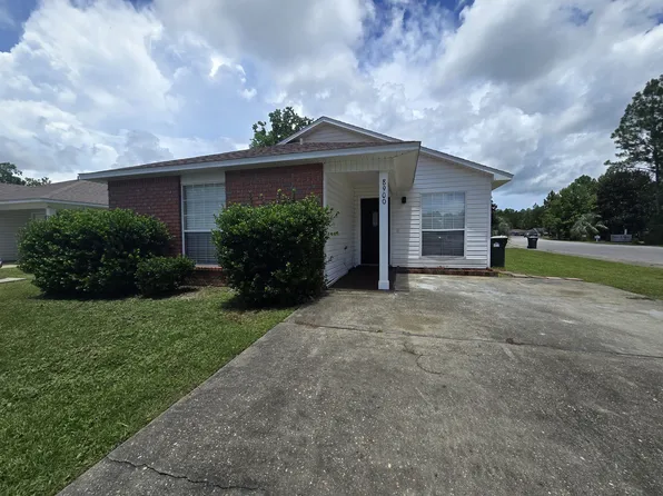 8900 Forest Oak Dr, Pensacola, FL 32506