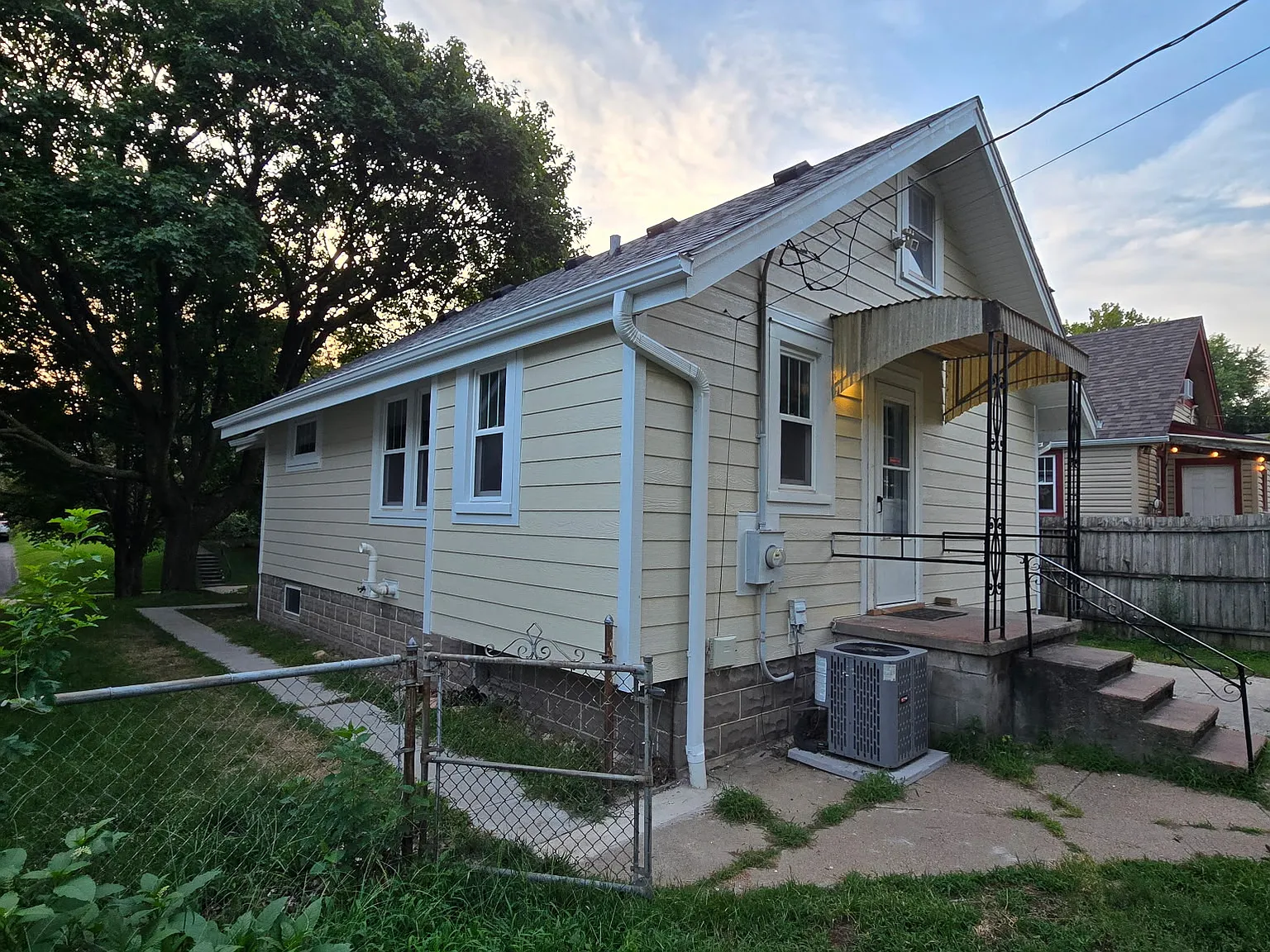 2 bed, 1116 sqft, $1,550 — Photo 3