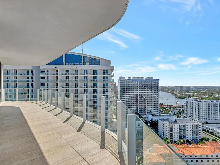 525 N Fort Lauderdale Beach Blvd #1903 — Photo 44
