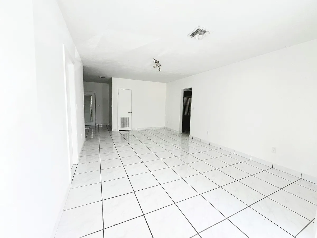Building Photo - 13115 SW 54th St